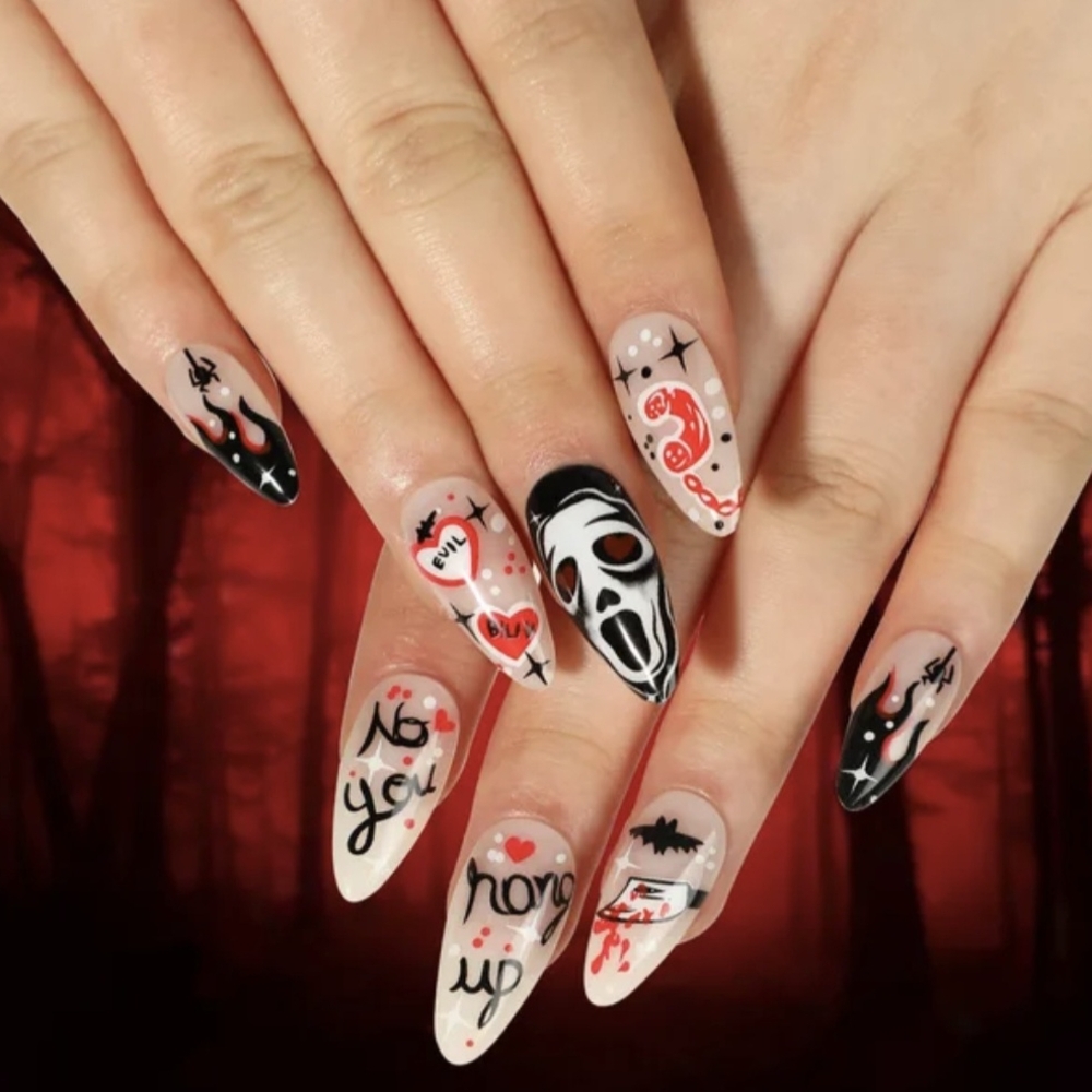 Halloween Themed Nail Art